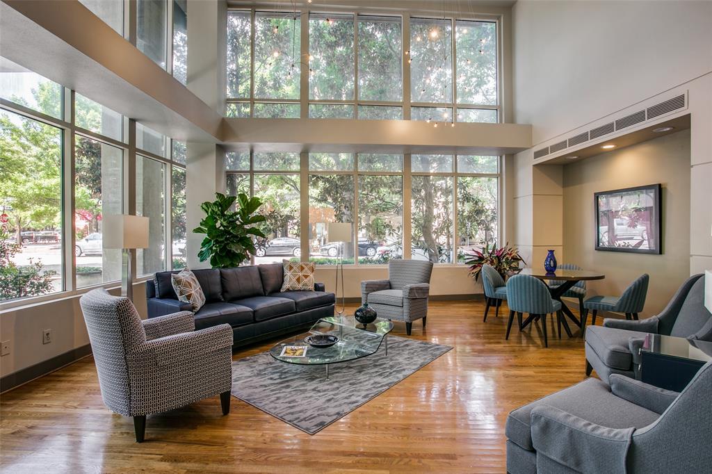 5055 Addison Circle 205