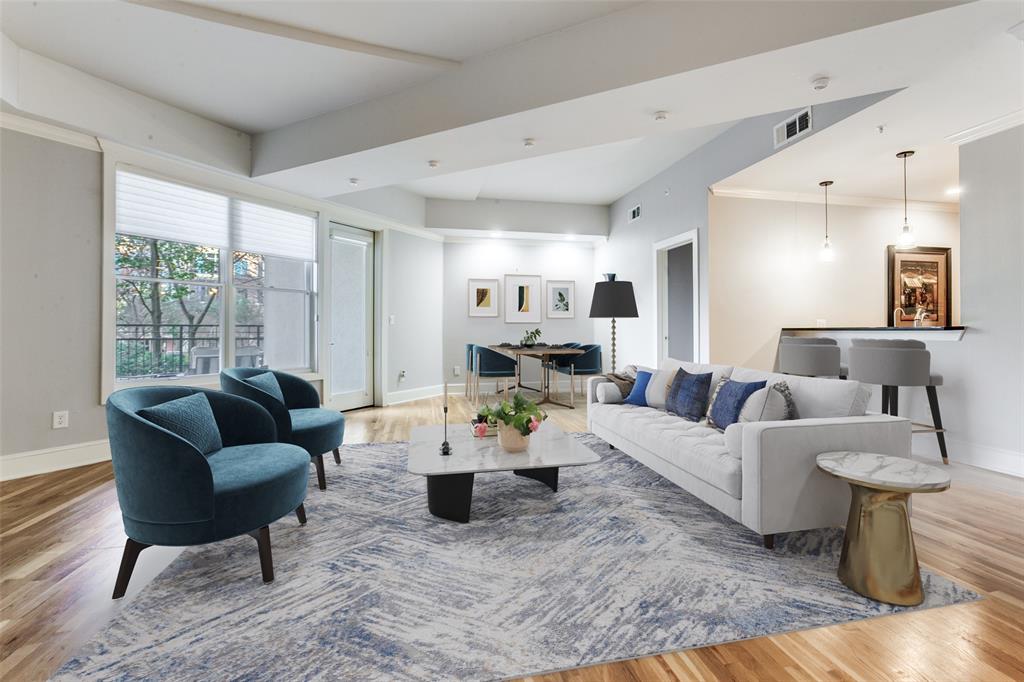 5055 Addison Circle 205