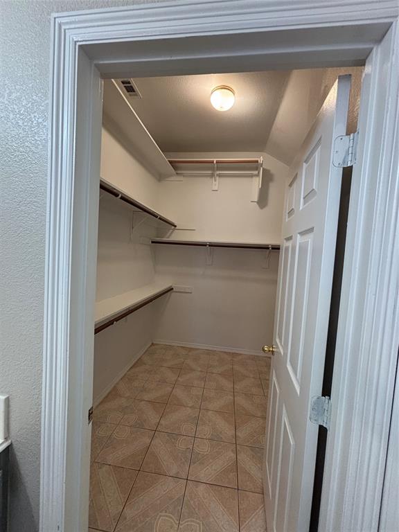 Frankford Estates - Residential Lease