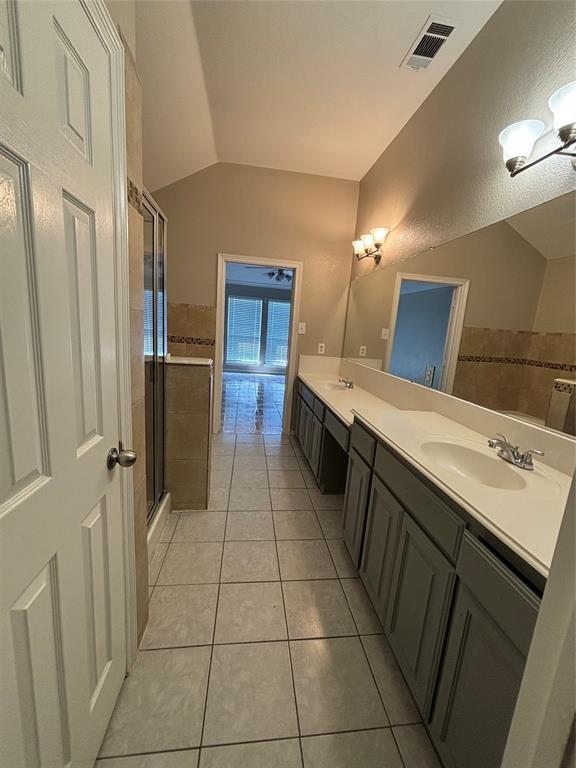 Frankford Estates - Residential Lease