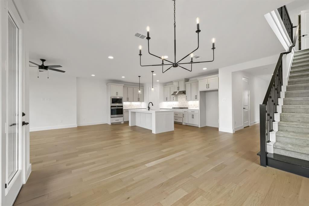 3241 Vaquero Lane