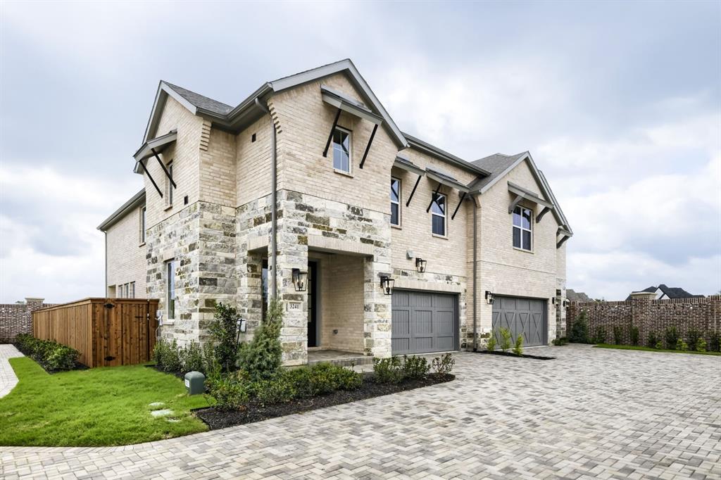3241 Vaquero Lane