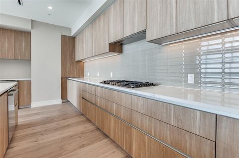 Tiny photo for 3003 Maple Avenue #2220, Dallas, TX 75201 (MLS # 21190500)