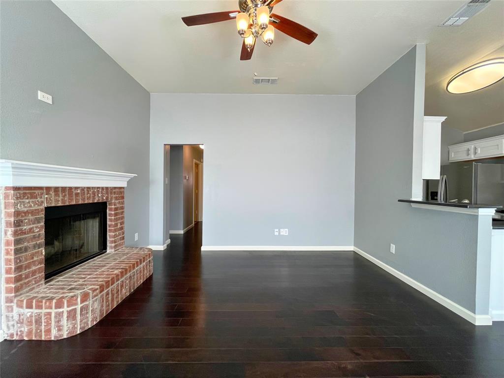 4904 Mountain Ridge Lane