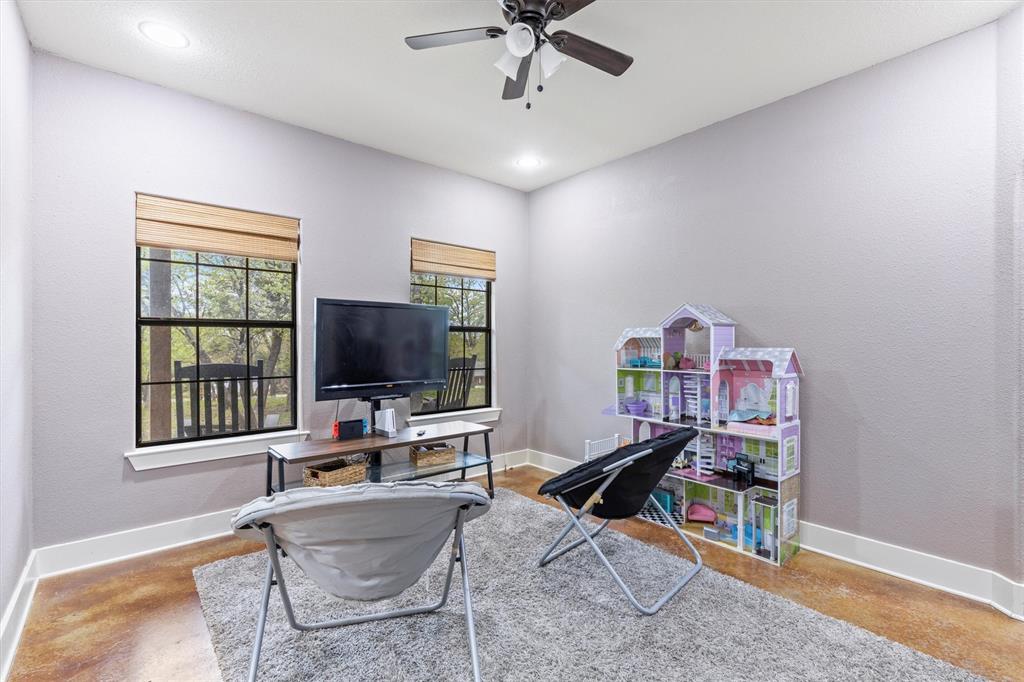 146 County Road 2250