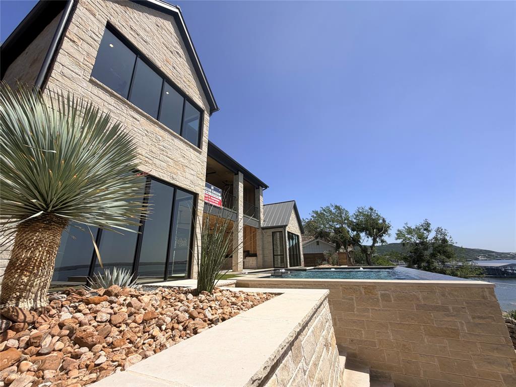 Peninsula - Residential
