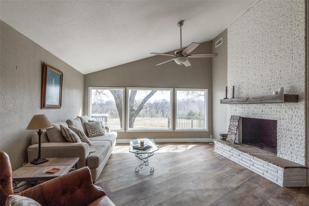 2121 E Pecan Lane