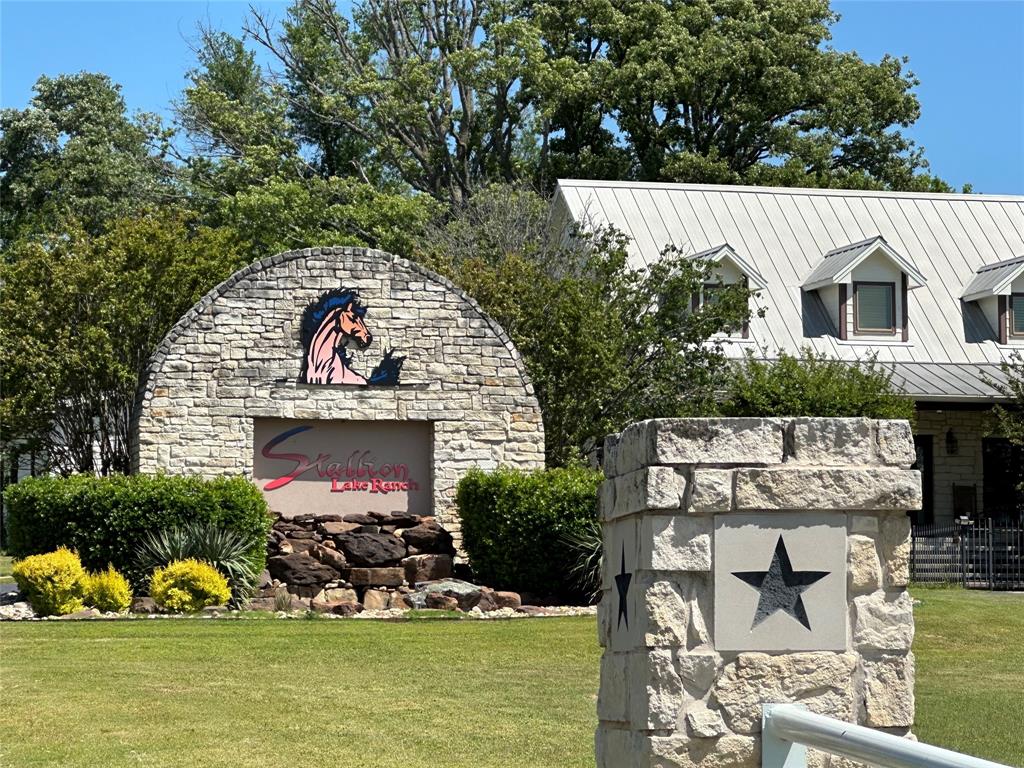 Stallion Lake Ranch - Land