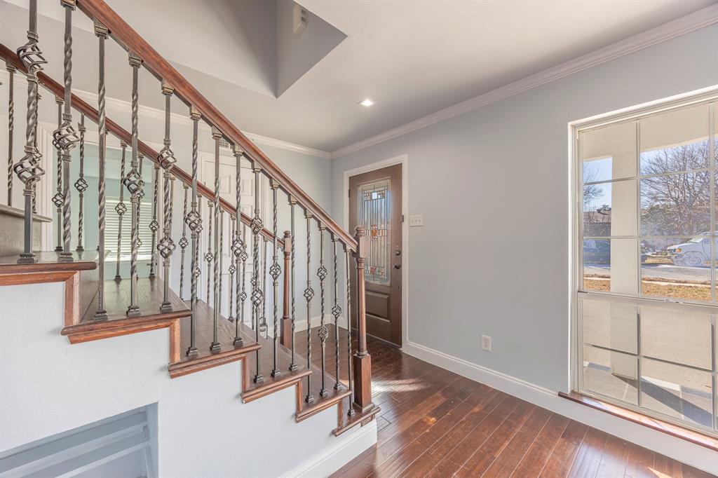 109 W Marguerita Drive