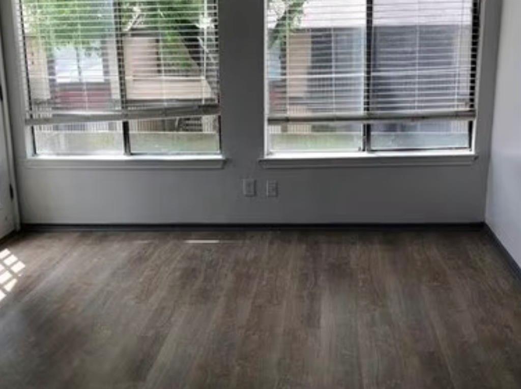 Richland Trace Condos - Residential