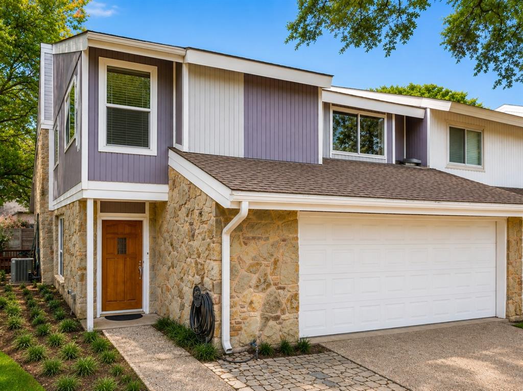 2920 Shady Lake Circle