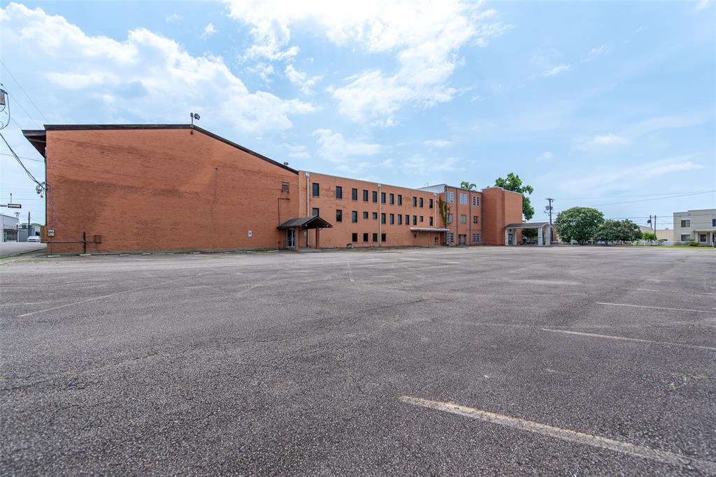 Mt. Pleasant City - Commercial Sale