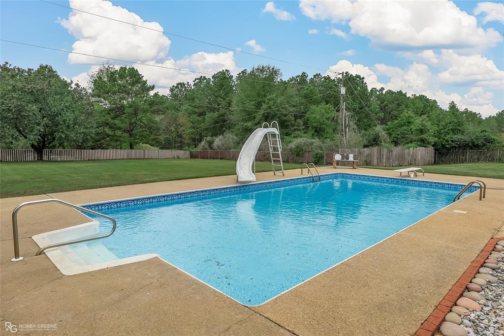 1252 Hwy 159