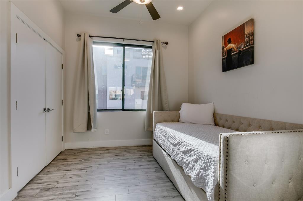 DALLAS LAND AND LOAN 2 - Residential