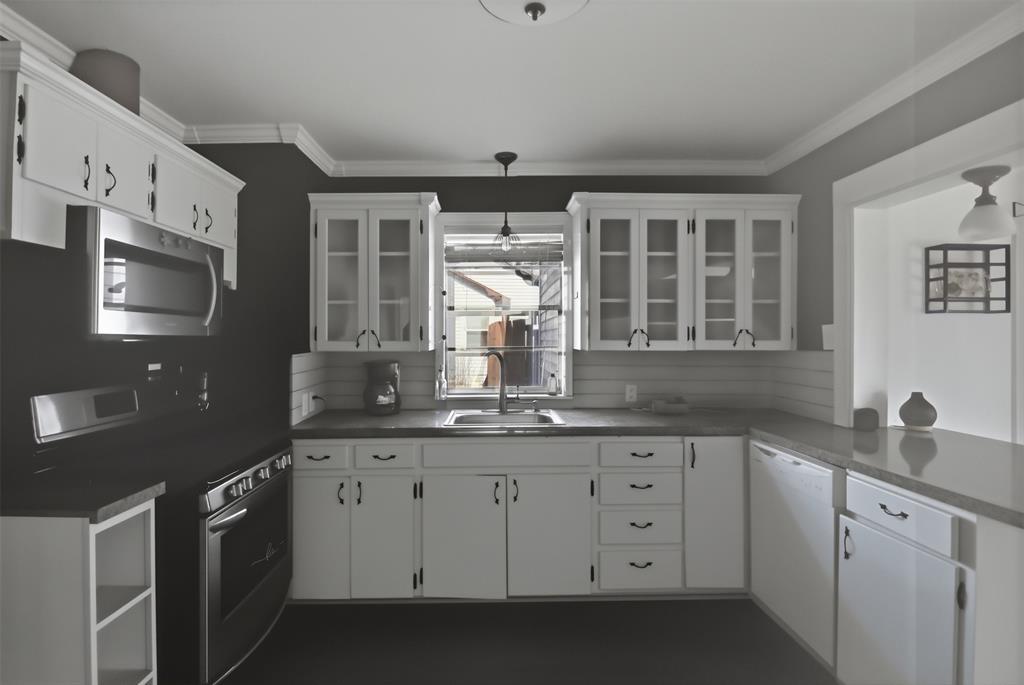 Riley Summers Add - Residential