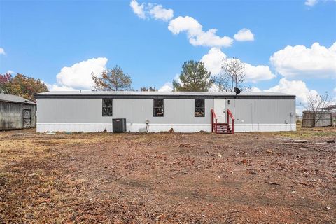 A home in Alvarado