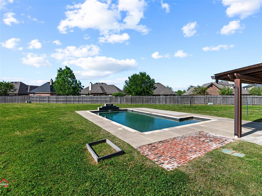 227 Piccadilly Circle