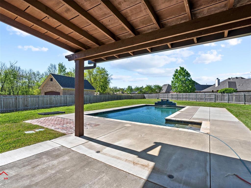 227 Piccadilly Circle