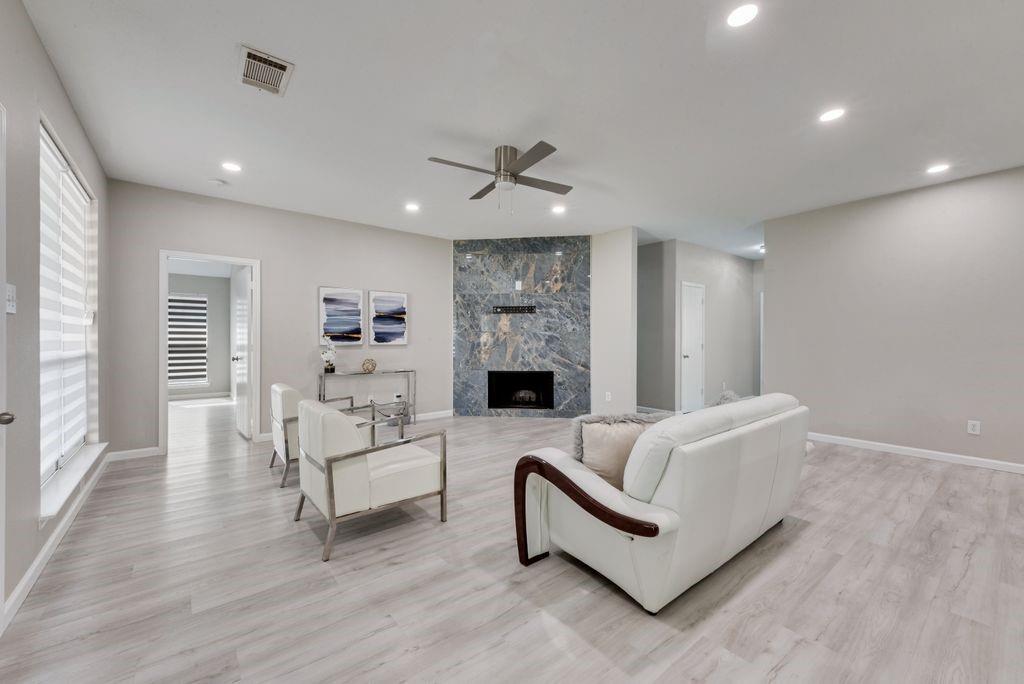 506 Pecos Path Drive