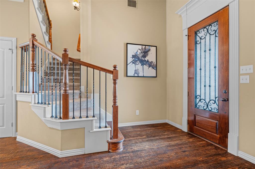 3409 Lake Creek Trail