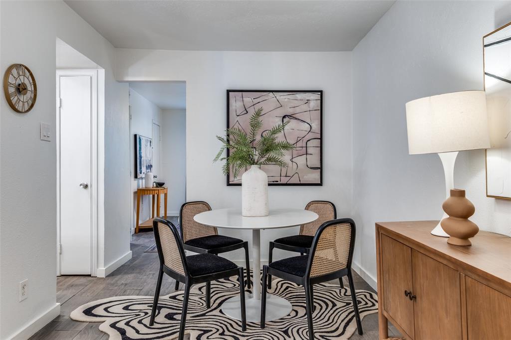 Oak Lawn - Residential