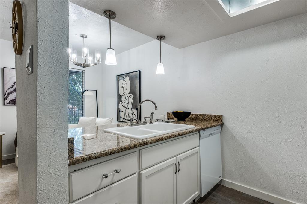 Oak Lawn - Residential