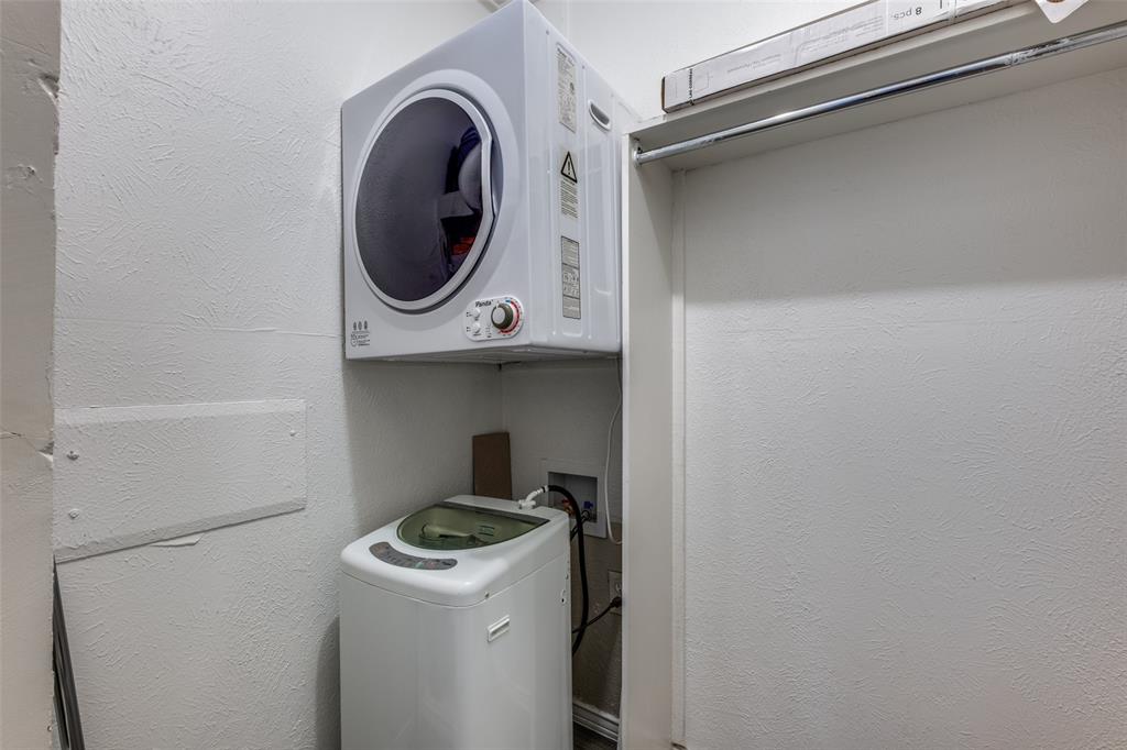 Oak Lawn - Residential