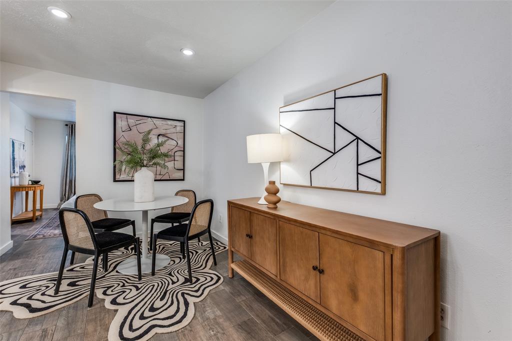 Oak Lawn - Residential