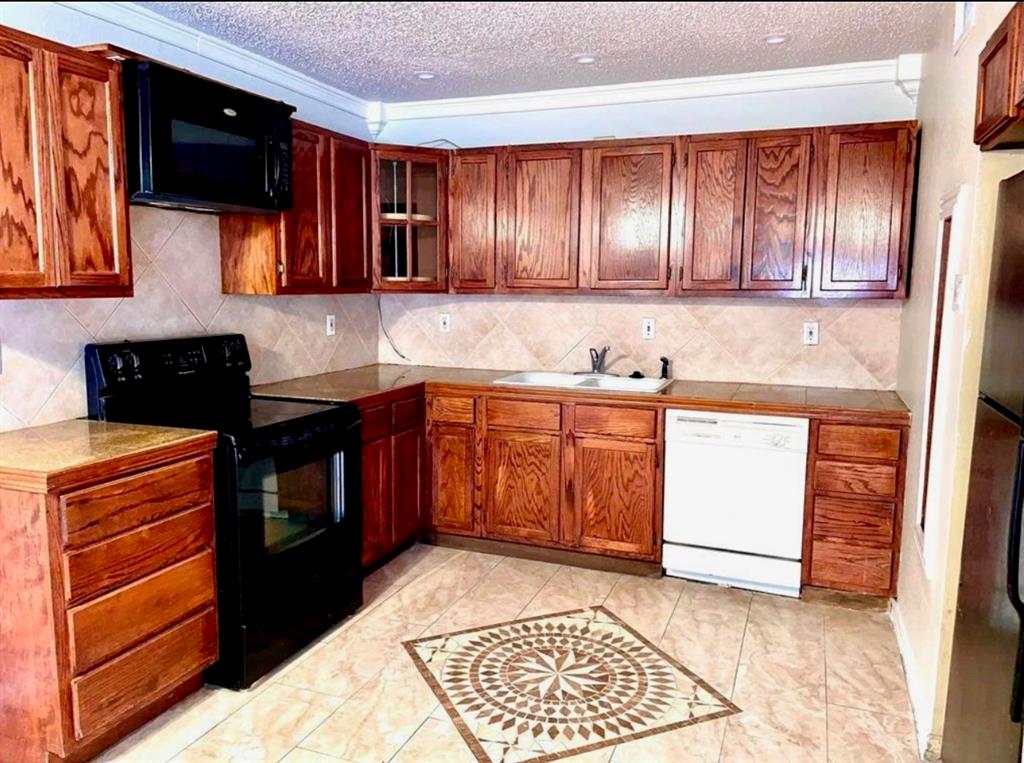 Park Lane Townhms Ph 01 - Residential