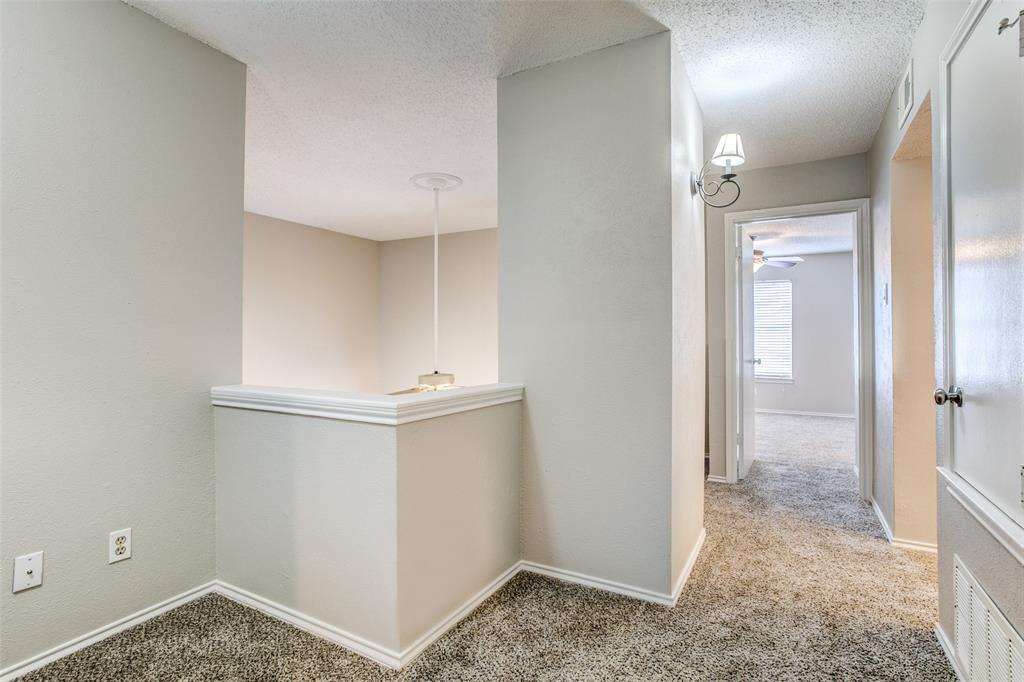 Creekside Twnhms Ph 1 - Residential Lease