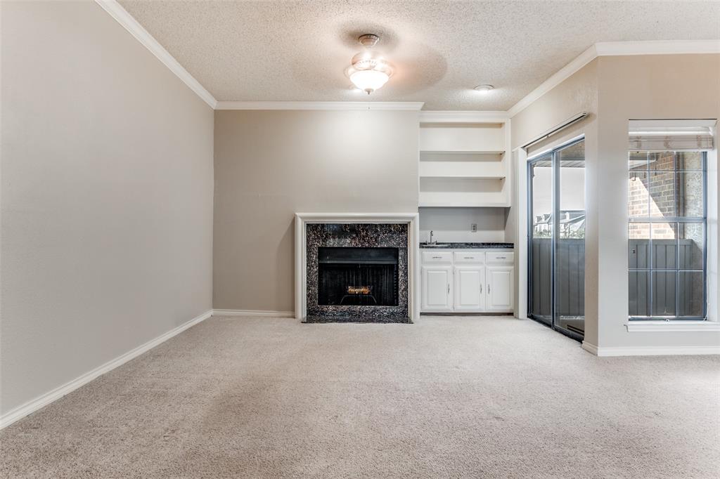 LE PARC CONDOMINIUMS - Residential