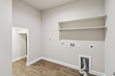 Tiny photo for 705 Crabapple Drive, Glenn Heights, TX 75154 (MLS # 21099999)