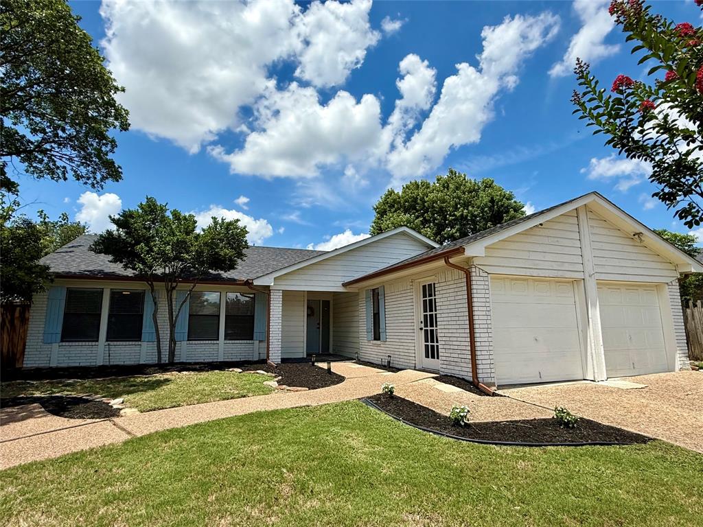 6705 Parkwood Drive