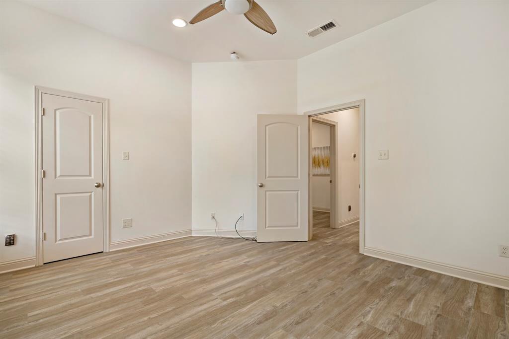 Renaissance Way Amd - Residential