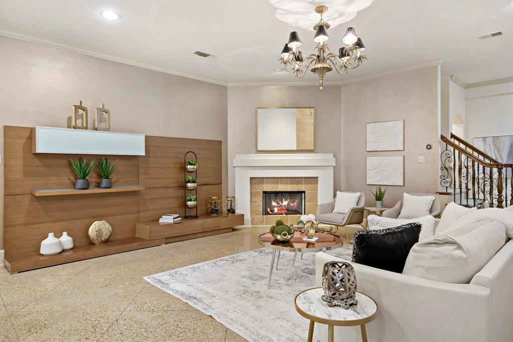 Renaissance Way Amd - Residential