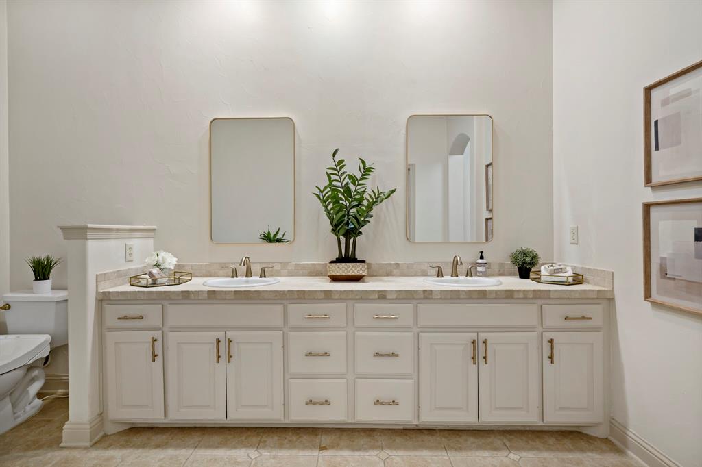 Renaissance Way Amd - Residential