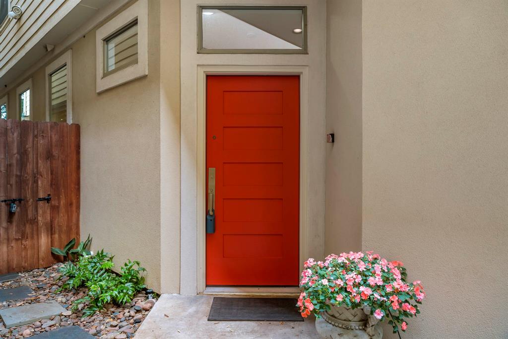 Renaissance Way Amd - Residential