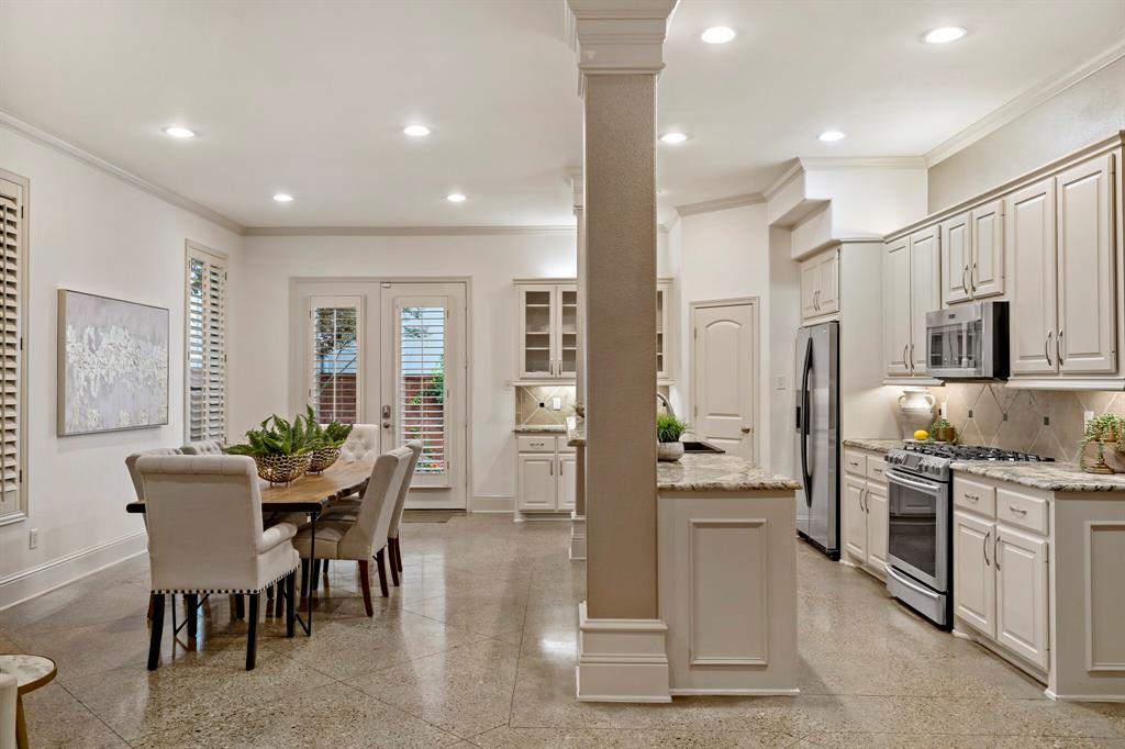 Renaissance Way Amd - Residential