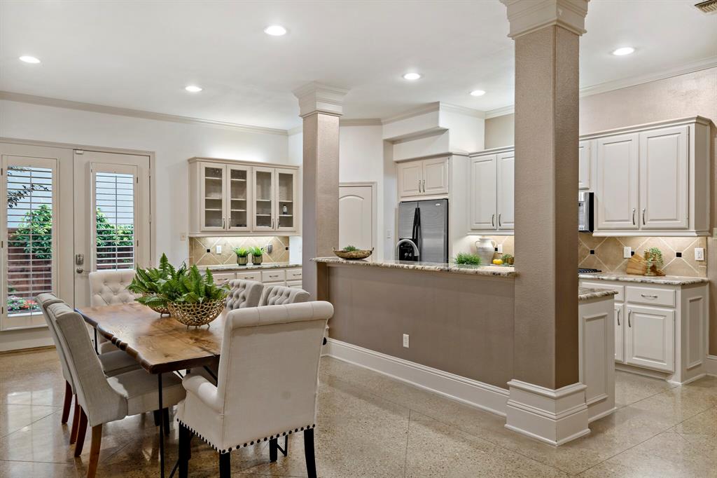 Renaissance Way Amd - Residential