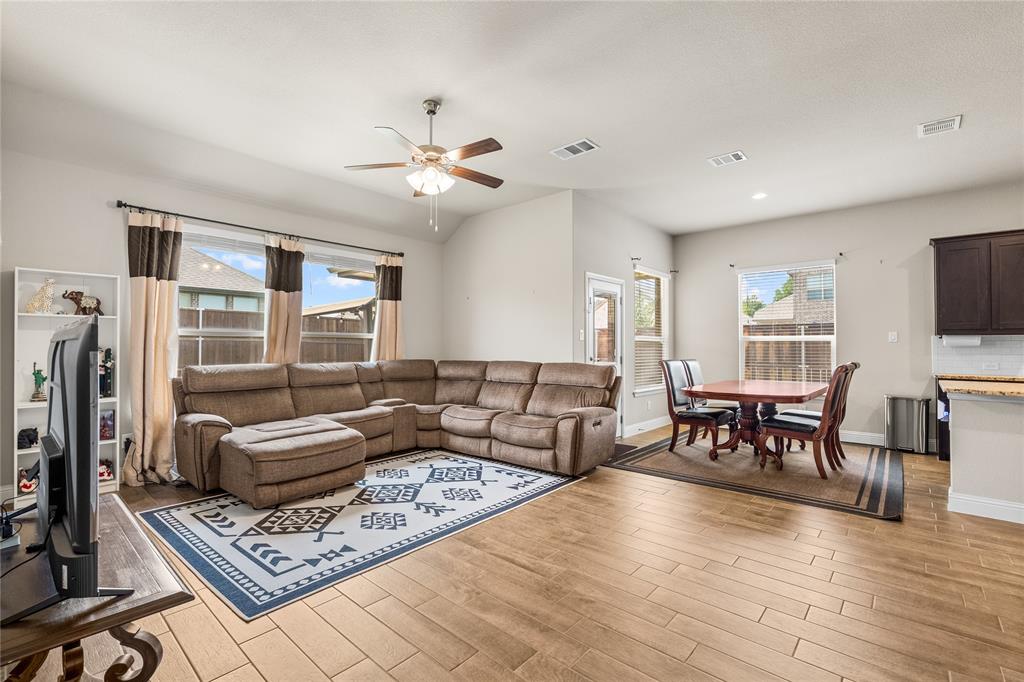 Alcove Hickory Crk - Residential