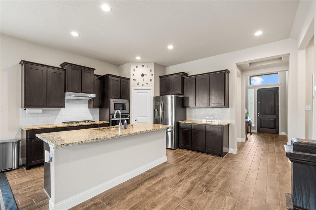 Alcove Hickory Crk - Residential