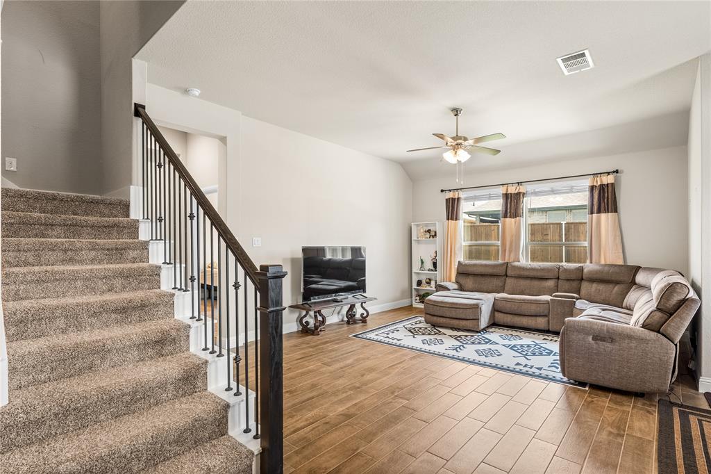 Alcove Hickory Crk - Residential