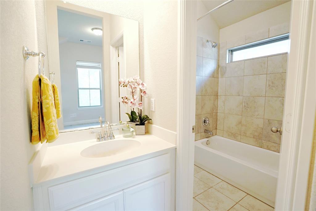 Trinity Falls Planning Unit 3 Ph 4a - Residential Lease