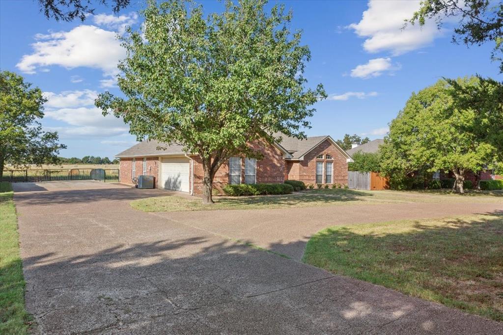 708 N Old Robinson Road