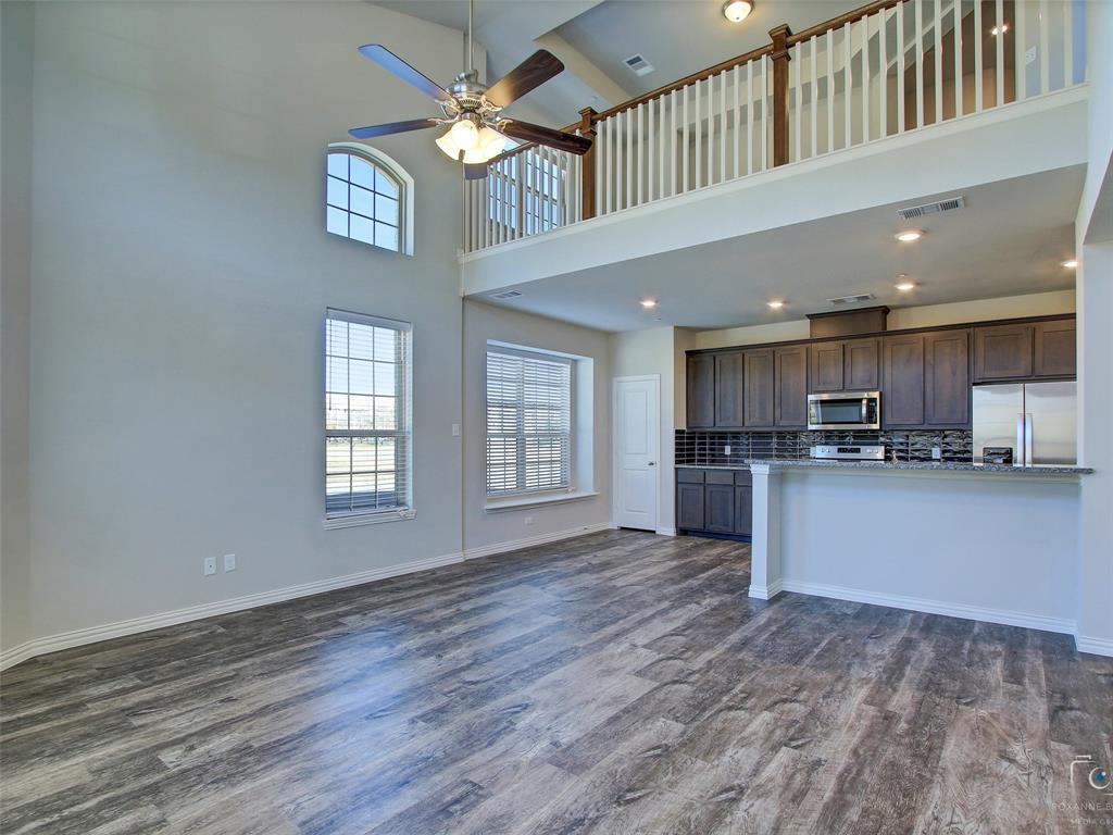 Vista Del Arroyo - Residential Lease