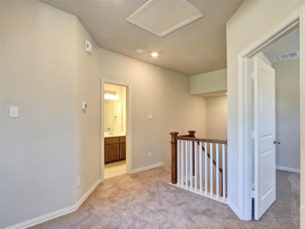 Vista Del Arroyo - Residential Lease