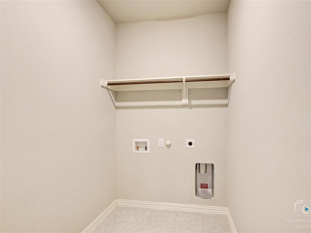 Vista Del Arroyo - Residential Lease