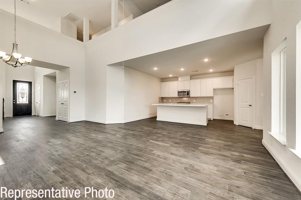 8125 Twin Creek Trail