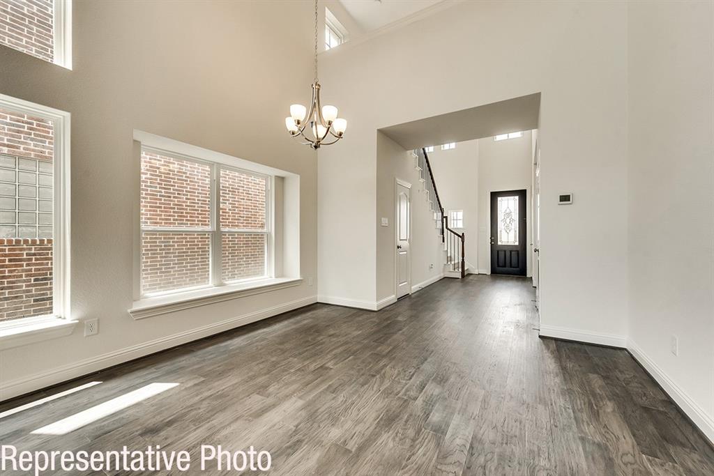 8125 Twin Creek Trail