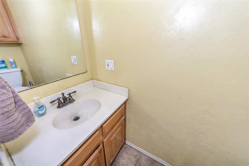 Abst: 1482, Survey: T & P RR CO SUR 139, TR:, BLK: - Residential